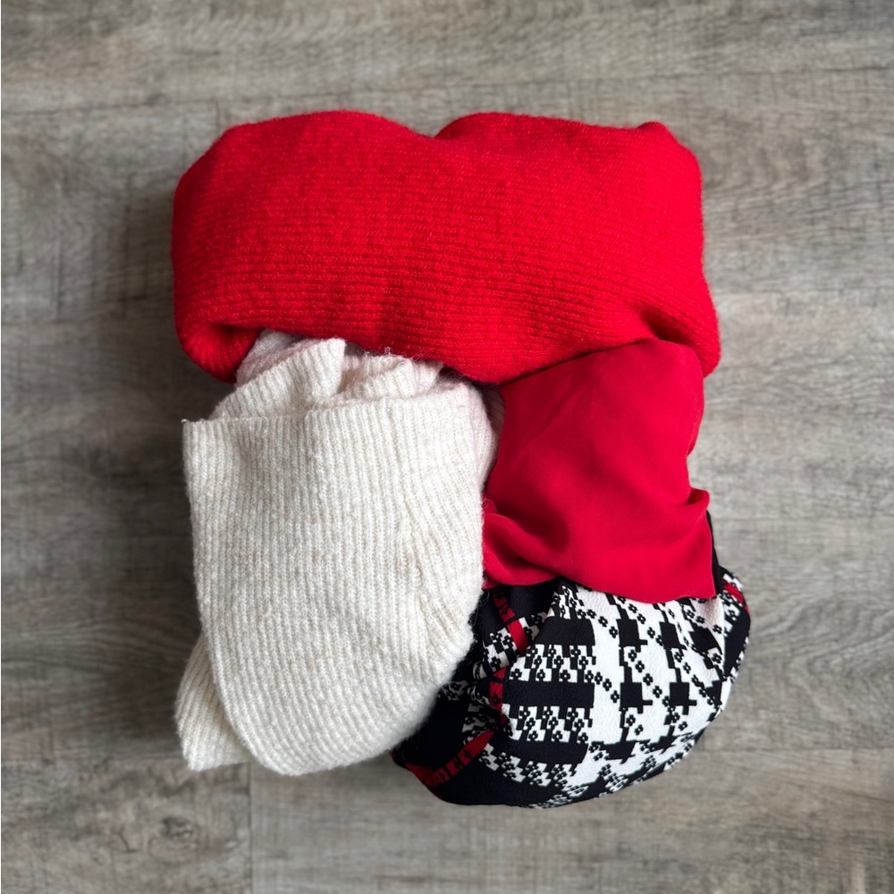 CANDY CANE LANE PLUS SIZE MIXED BUNDLE SET SIZE 3X |Sweaters and More